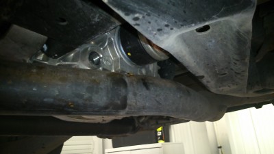 Bouchon de remplissage du pont AR.JPG