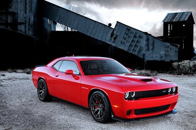 2015 Dodge Challenger SRT Hellcat 5.jpg