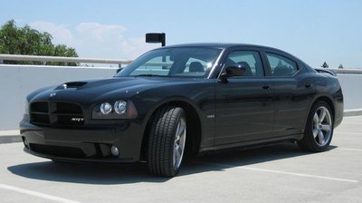 800px-Black_Charger_SRT.JPG